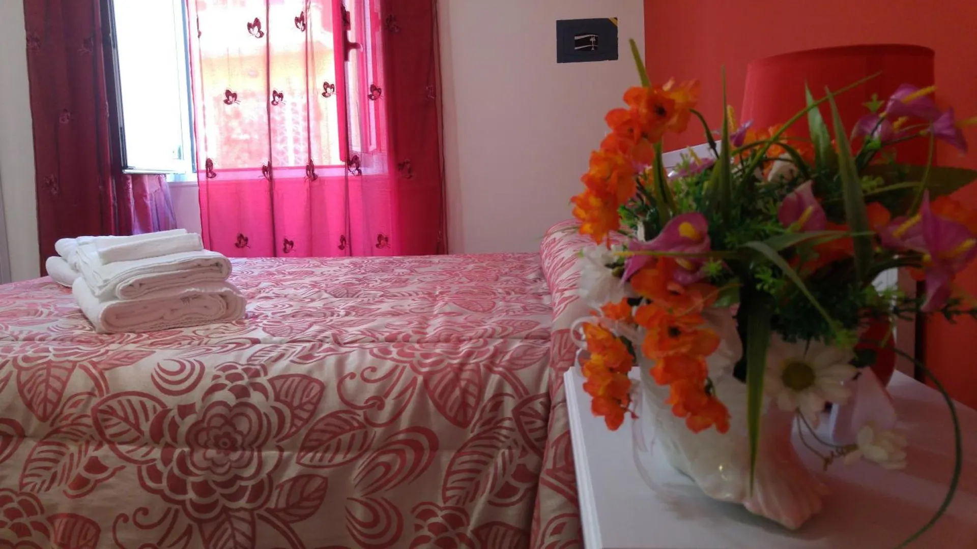Happy Apartment Holidays Rome 0*,  Italy